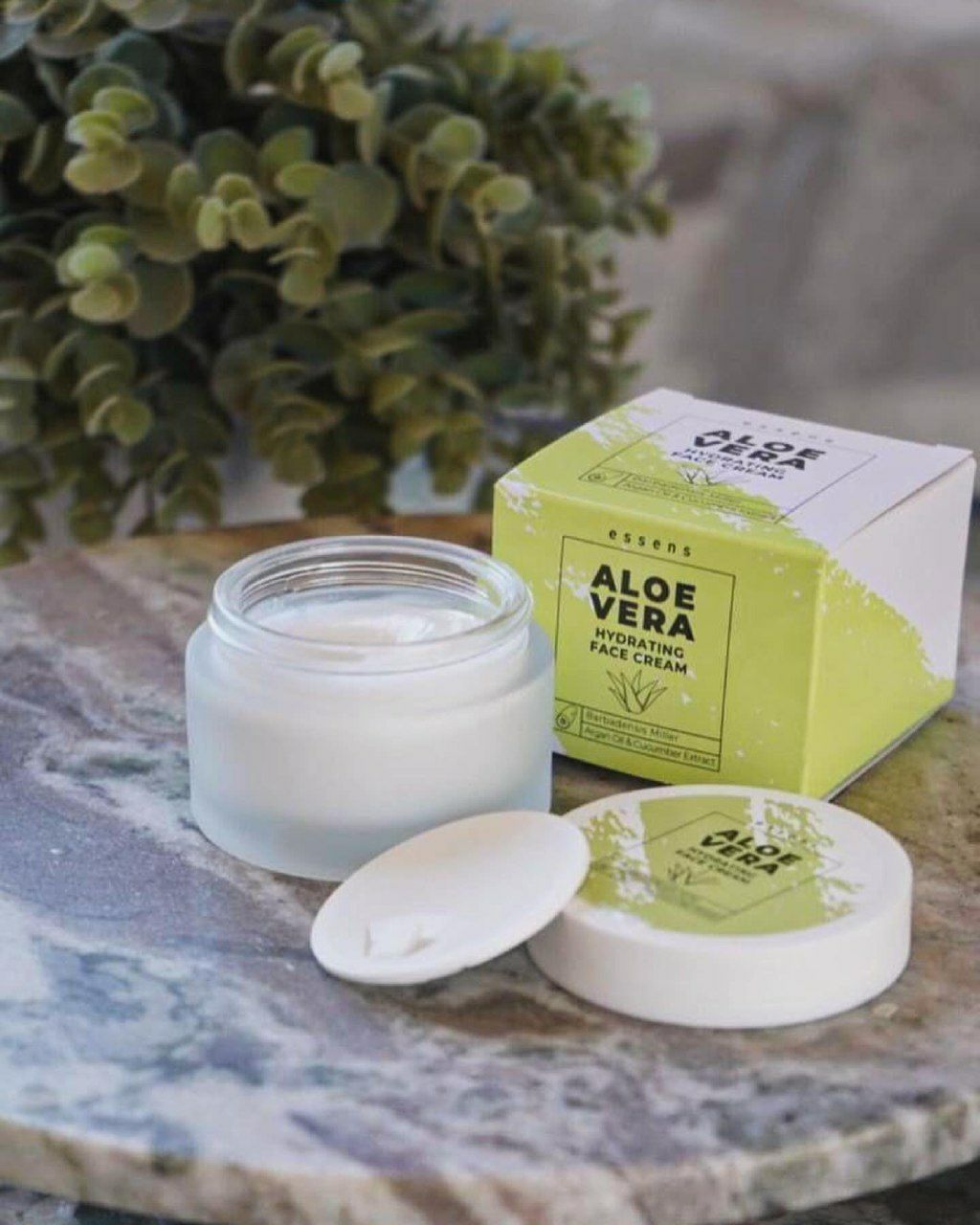 Крем Aloe Vera ESSENS и питьевые продукты линейки